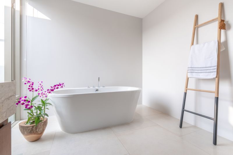 Modern Minimalist Tub
